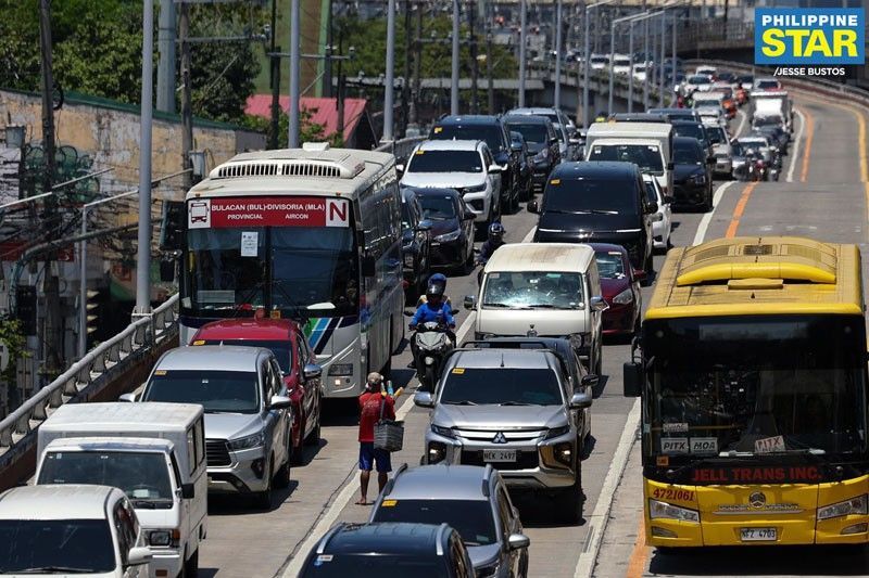 EDSA busway privatization next in DOTrâ��s to do list