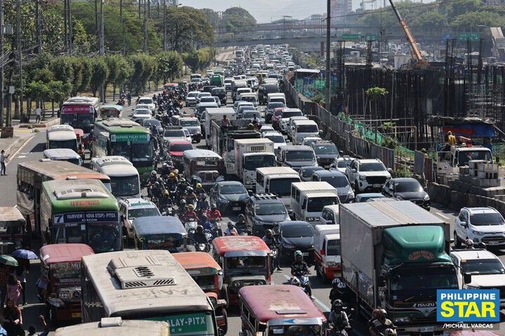 Marcos Jr. wants holistic plan to solve Metro Manila traffic woes
