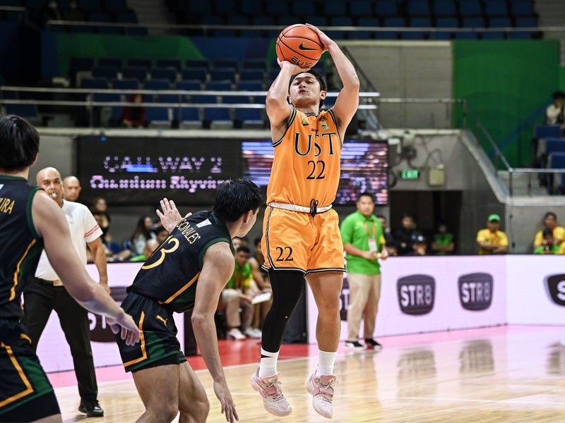 Manalang leaves UST, eyes MPBL roster spot