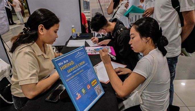 Philippine employers warned against inflating job titles