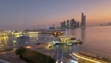 WATCH: Breathtaking Dubai fountain show &mdash; hotel bathtub view