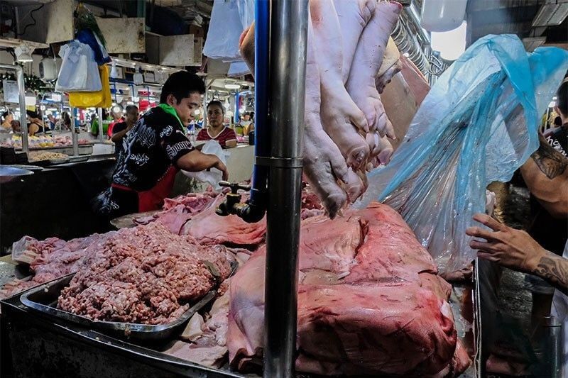 Presyo ng manok at baboy, sumirit