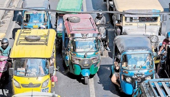 6,000 cops deployed for transport strike