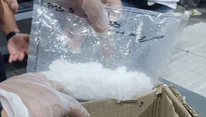 Cops tracking drug smugglers