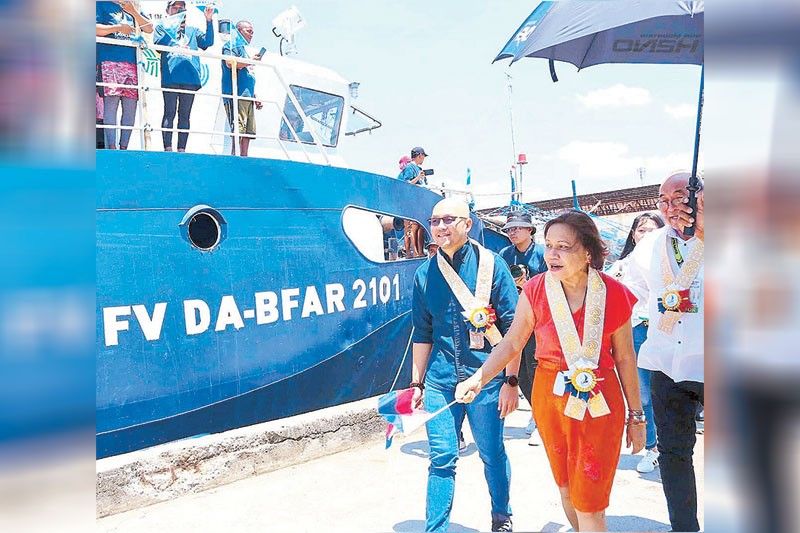 Philippines military vessels shouldnâ��t accompany fishers in West Philippine Sea â�� Villar