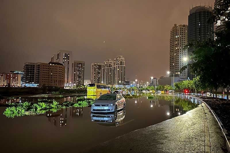 3 Pinoys die in UAE flooding