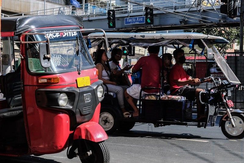 Paghuli sa mga e-trike, e-bike sa Metro Manila, inawat muna ni Pangulong Marcos