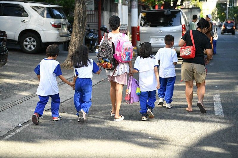 Walang Pasok: Class suspensions for April 25 due to hot weather