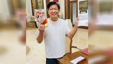 In a post on his Facebook page, President Marcos shows the Jollibee doll and the letter of thanks given to him and the First Lady by the food company.