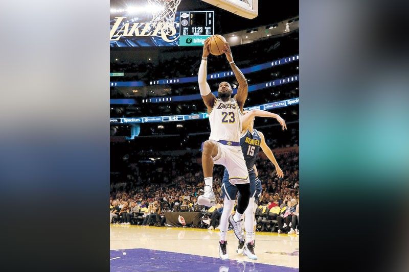 Lakers finally solve Nuggets, avoid sweep