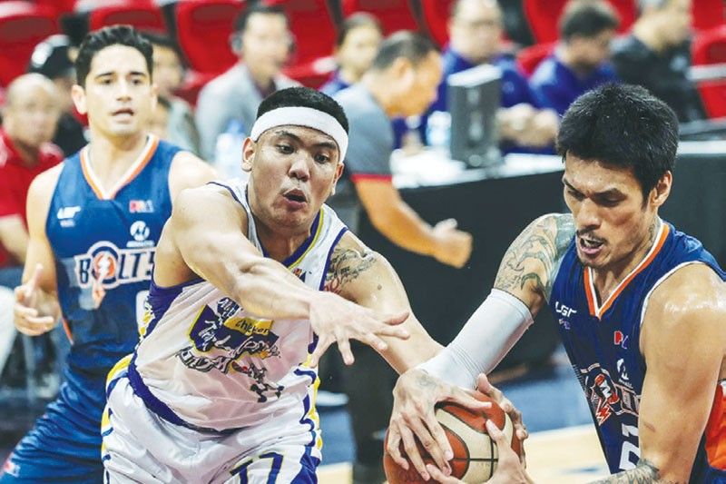 Bolts nagpalakas sa quarterfinals