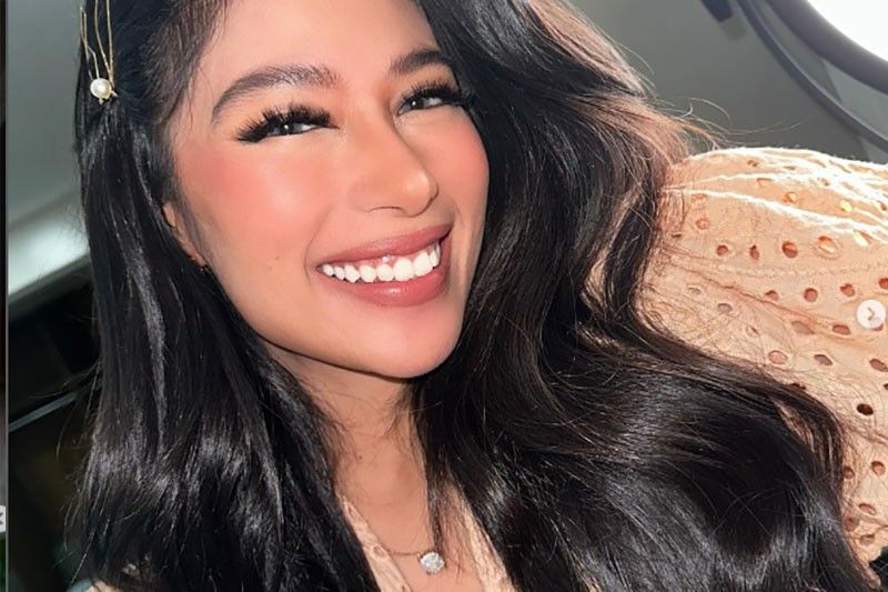 Gigi, nagpanggap na hinimatay sa concert?!