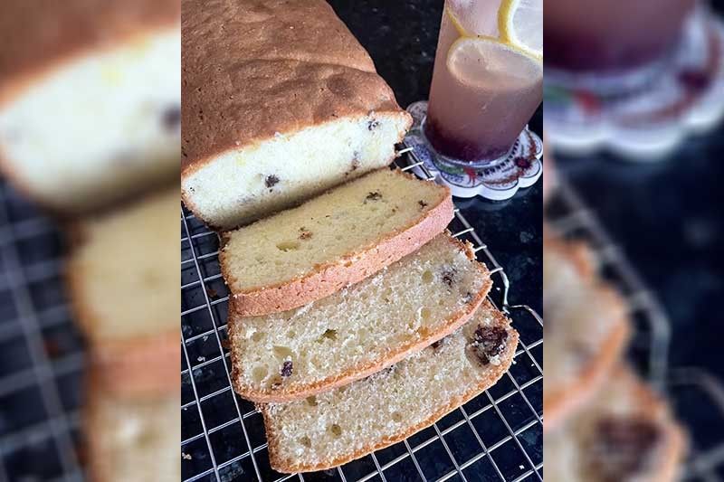 Recipe: Citrussy, fruity pound cake