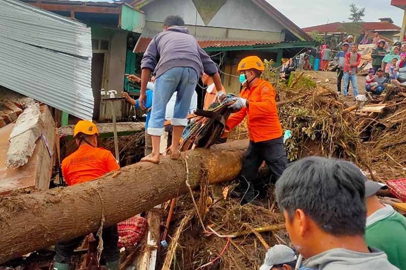 No Filipinos hurt in Indonesia flood â�� DMW
