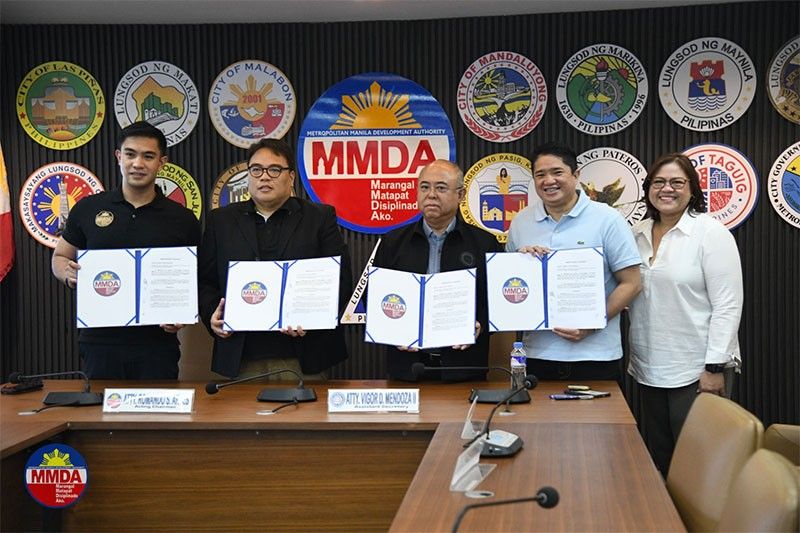 MMDA, LTO ink deal to accredit motorcycle academy