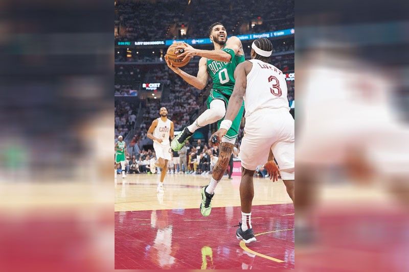 Celtics push Cavs to brink of elimination