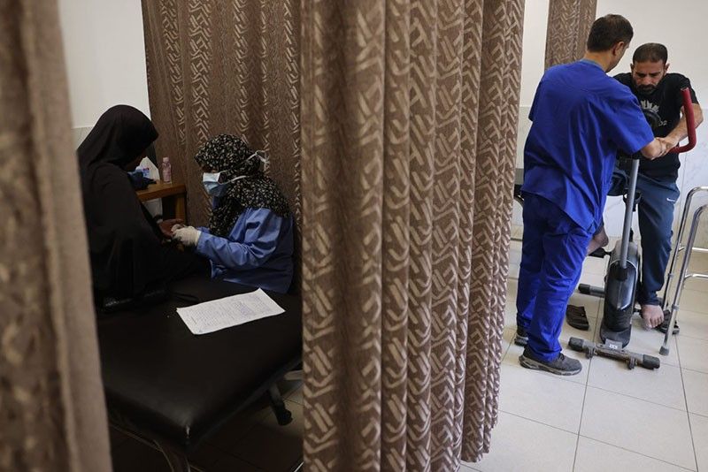 US evacuates 17 US citizen doctors from Gaza â�� officials