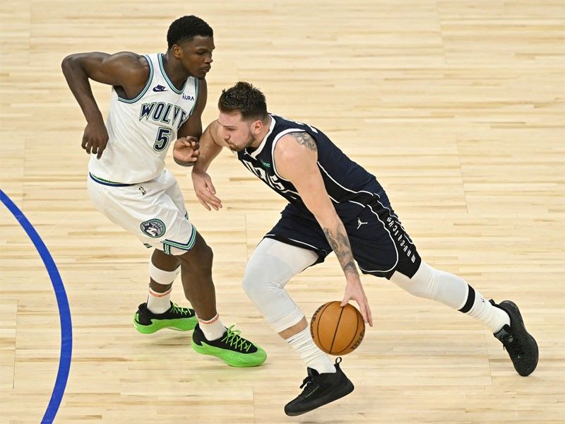Doncic takes charge as Mavericks escape Wolves in Game 1