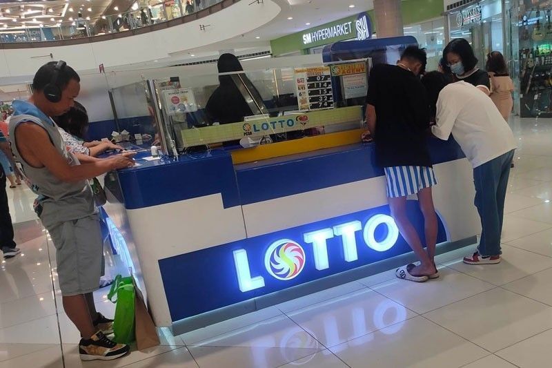 Cavite player wins P53.86 million lotto pot