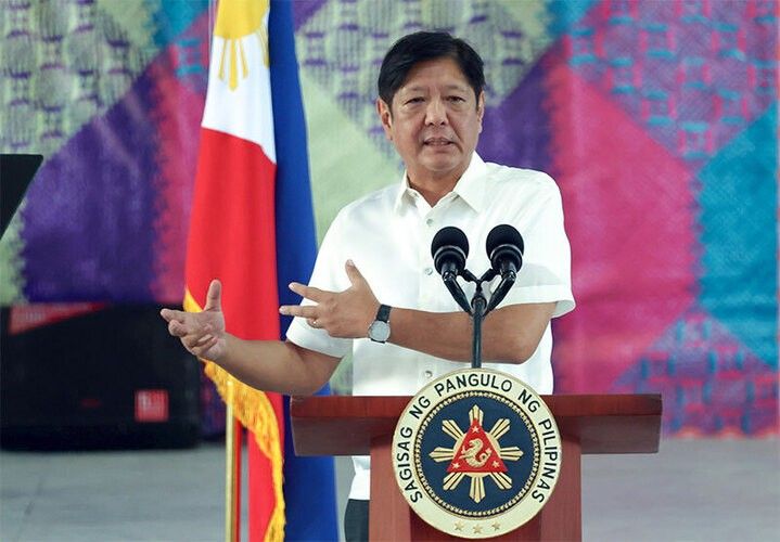 Marcos accepts credentials of 8 non-resident ambassadors