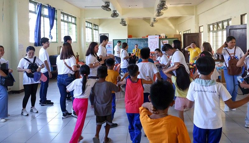 Teachers for a day: MR.DIY, World Vision empower Baseco youth through Brigada Pagbasa