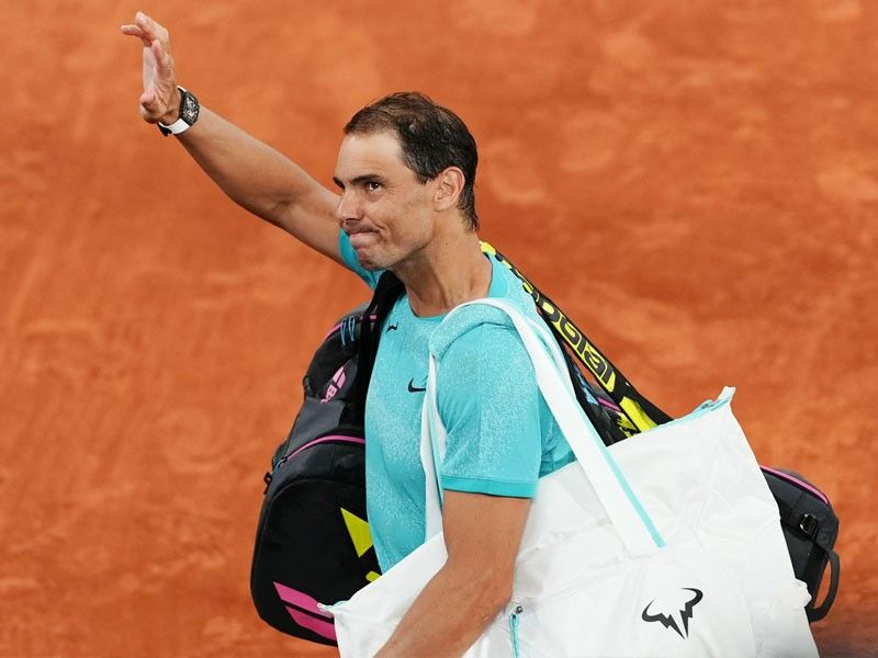 Nadal out of possible last French Open; Swiatek through