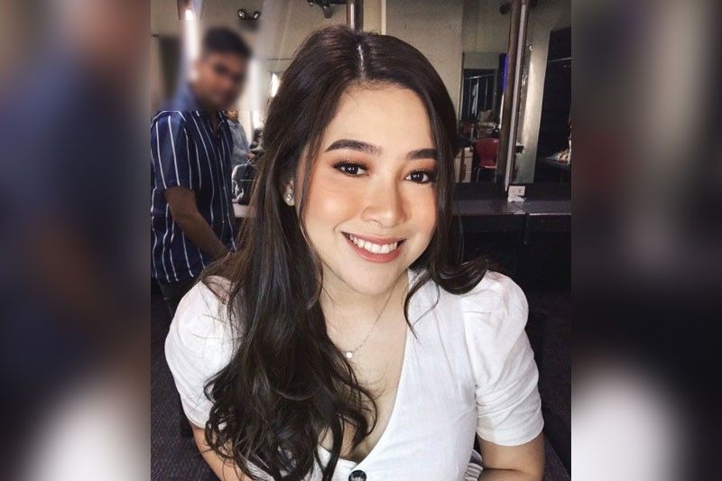 Moira nakalangkat og 2 billion streams sa Spotify