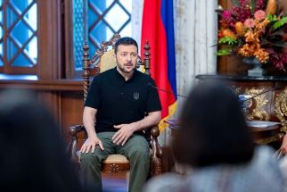Ukranian President Volodymyr Zelensky speaks during a meeting with President Ferdinand Marcos Jr. at Malaca&Atilde;&plusmn;an on June 3, 2024.
