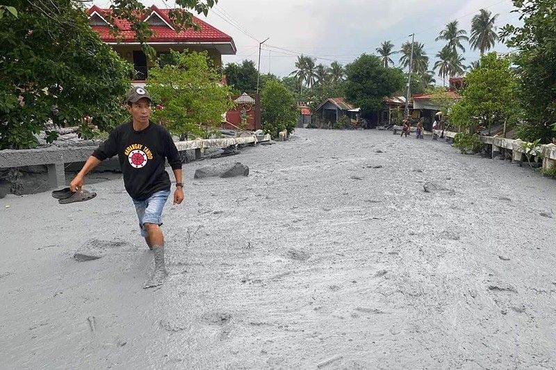 'Lahar' posibleng umagos uli sa Negros Island buhat ng matinding ulan — Phivolcs