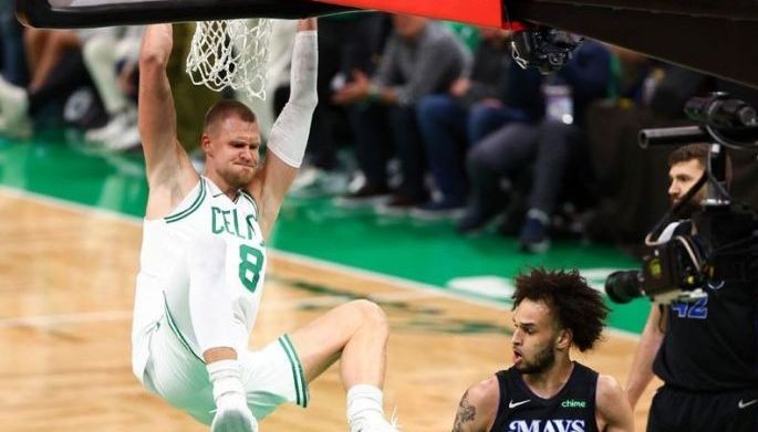 Porzingis makes triumphant return for Celtics in Game 1 vs Mavs