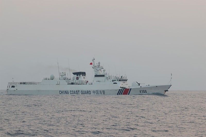 Chinese Coast Guard armado ng itak, sibat, kutsilyo â�� AFP