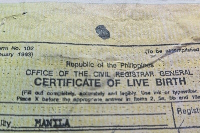 Paglaganap ng pekeng birth certificate tatalupan sa Senado
