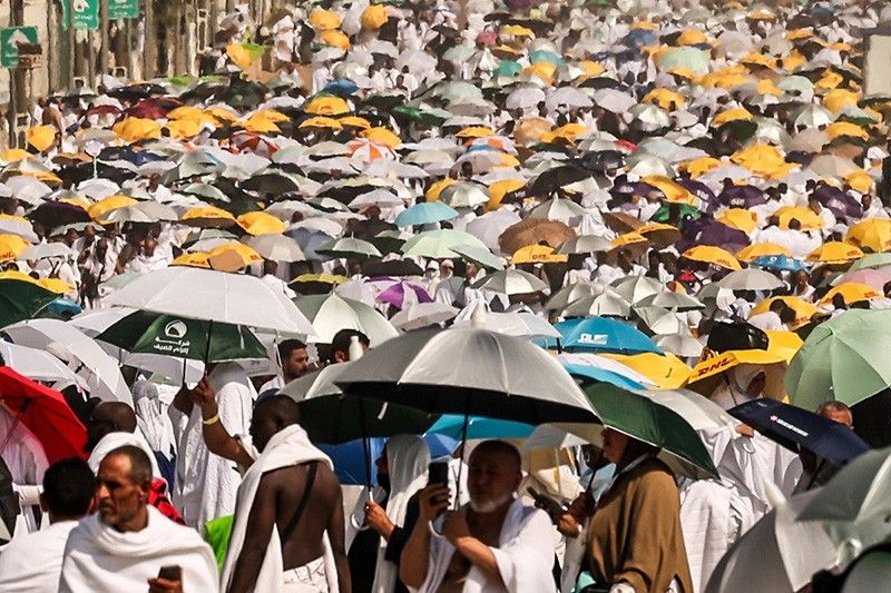 Egypt to prosecute travel agents over hajj 'fraud' â�� government