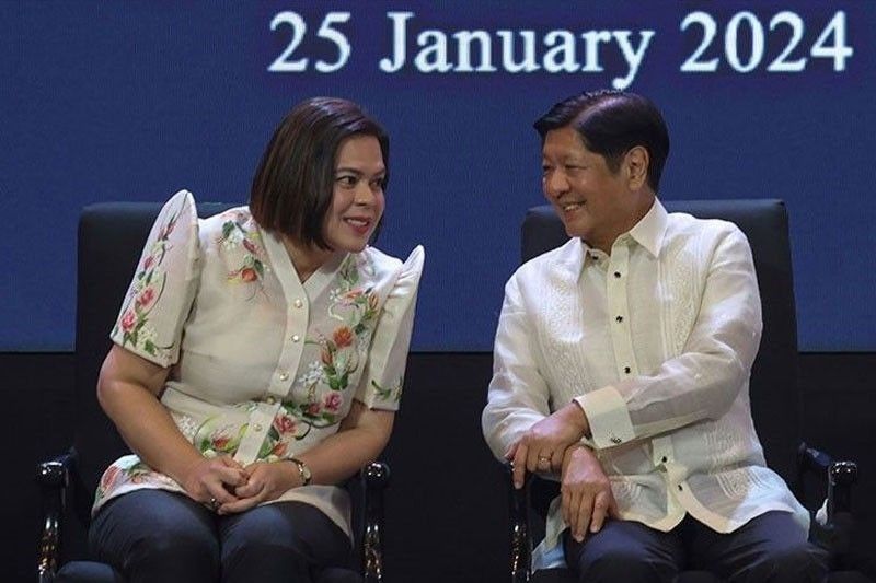 Survey ratings ni Pangulong Marcos steady lang, Vice President Sara bumaba muli