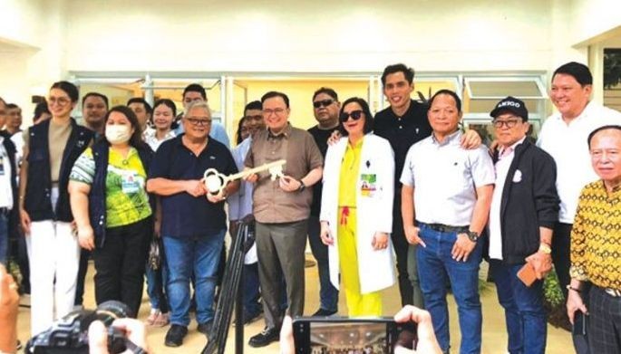 Super Health Center sa Brgy Apas gibuksan na