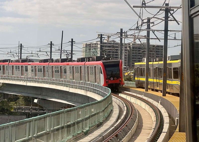 LRTA revenue exceeds P500 million in 5 months | Philstar.com