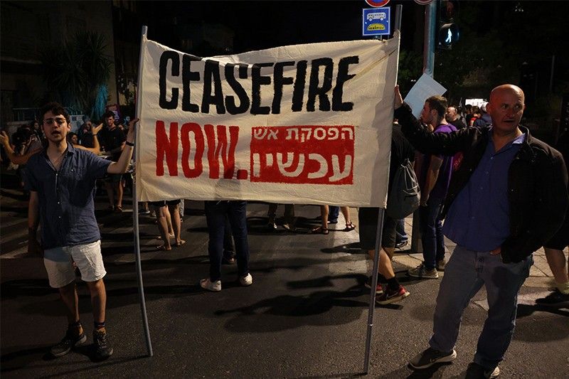 'Enough': Israeli protesters demand Gaza truce