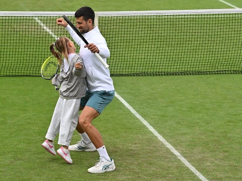 Djokovic gets free pass to Wimbledon semis as Rybakina cruises