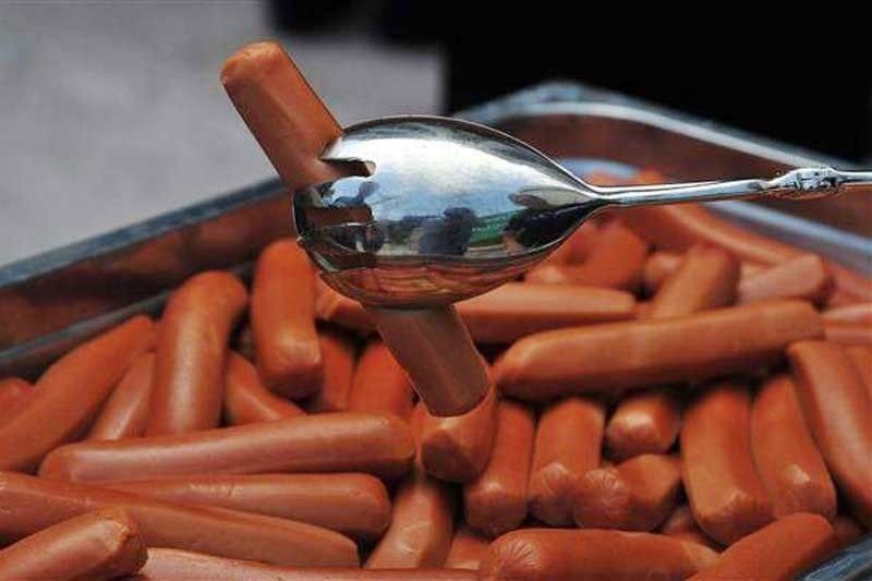 Warning out on unregistered hotdog brand