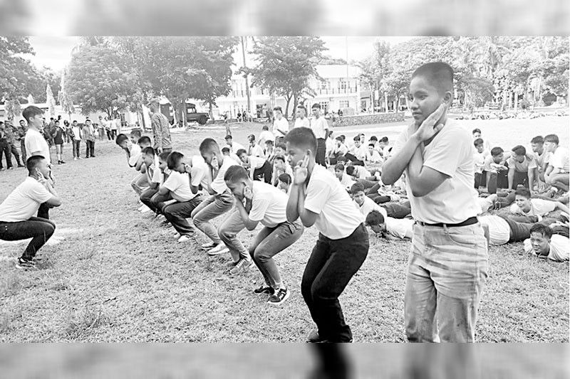 345 ROTC cadets nais magsundalo, nagtapos ng advance training