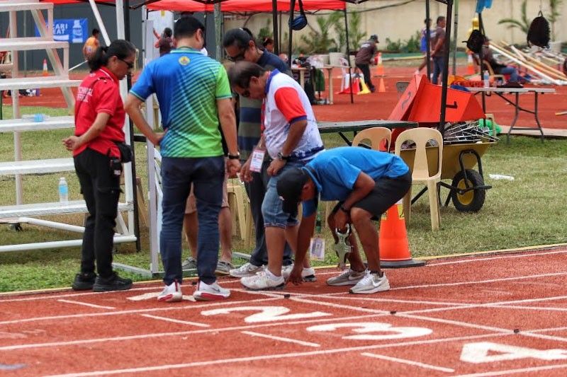 Commissioner Edward Hayco confirms: Track oval occurate, lines not