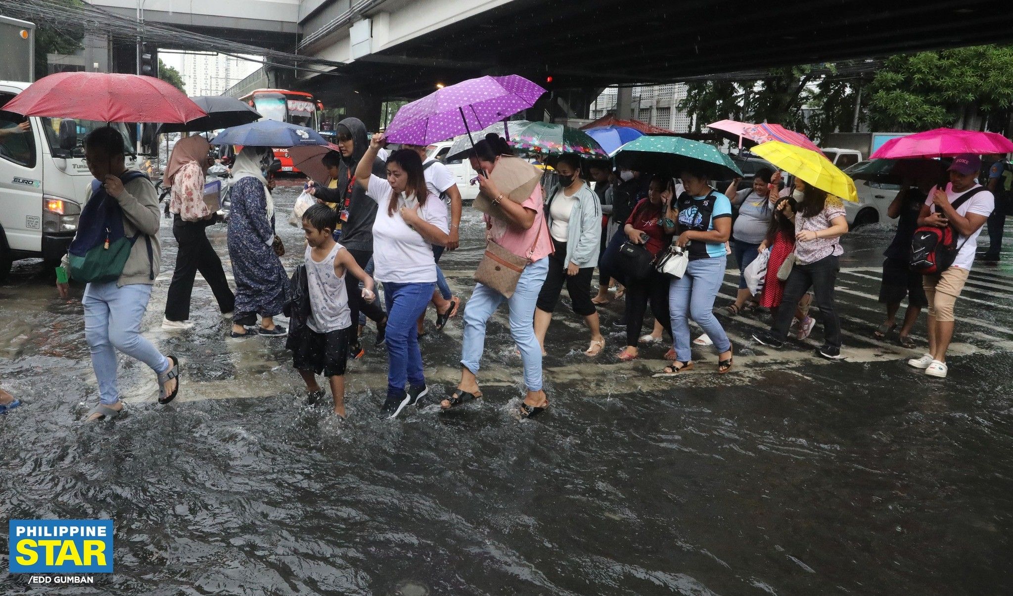 Walang Pasok: Class, work suspensions on July 24 due to â��Carinaâ��