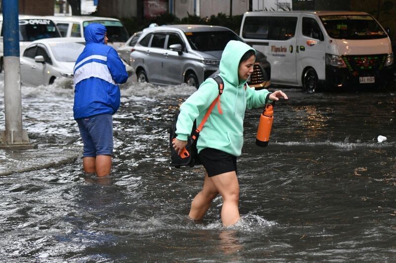 Carina's effects halt Metro Manila classes, government offices