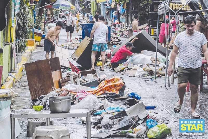 Mga lumutang na basura, gabundok ang dami