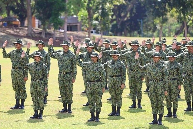 396 MILF, MNLF men take oath as PNP members