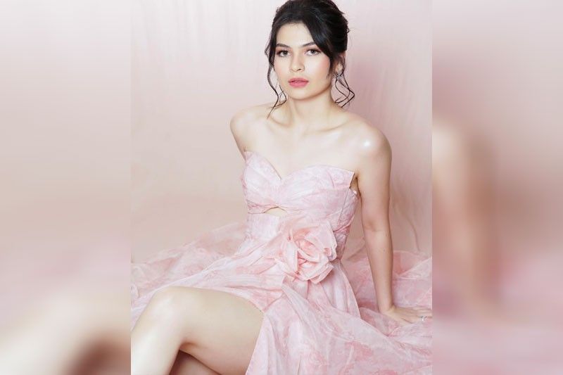 Anak ni Aiko na debutante, â��wahâ�� pa magso-showbiz