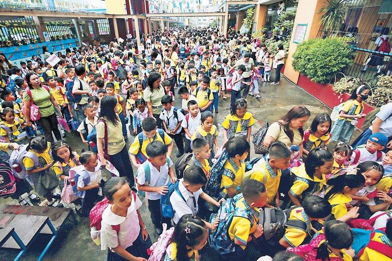 98 percent of schools proceed with opening of classes