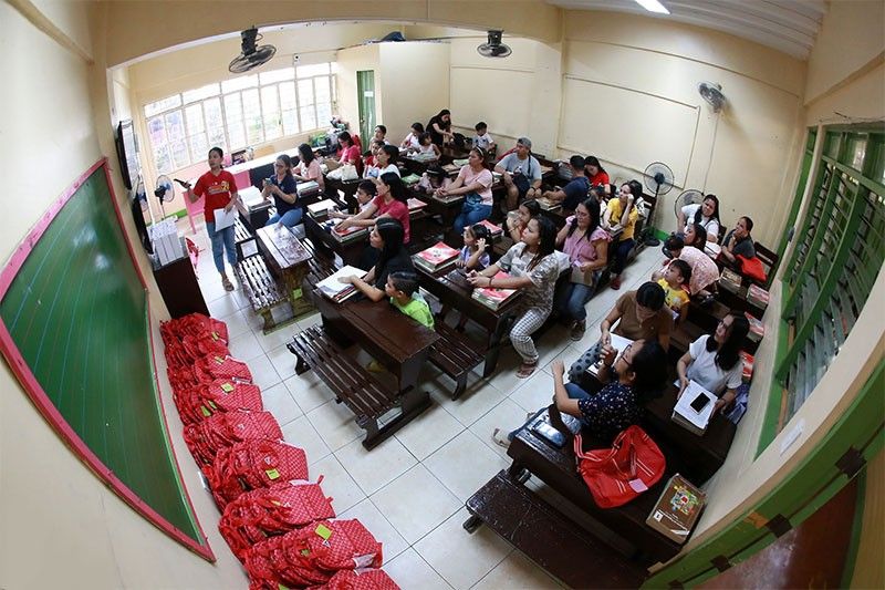 DepEd: Enrollment target not yet reached