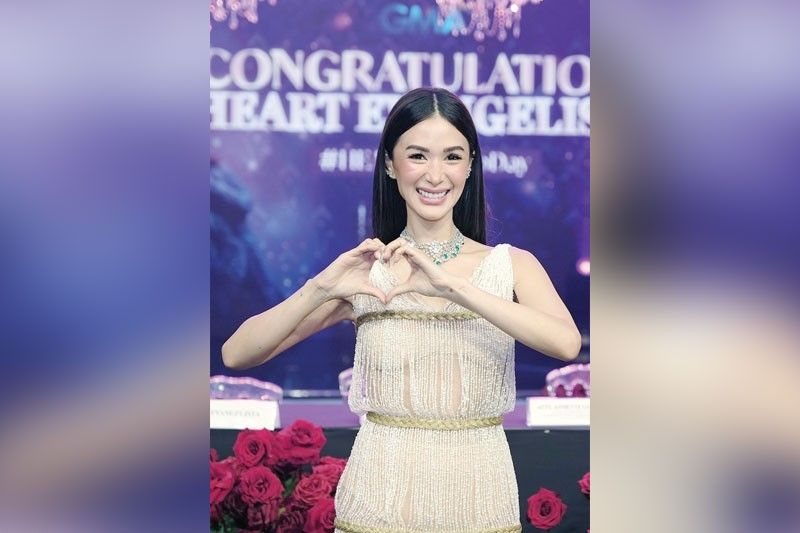 Heart Evangelista turns emotional at GMA contract renewal