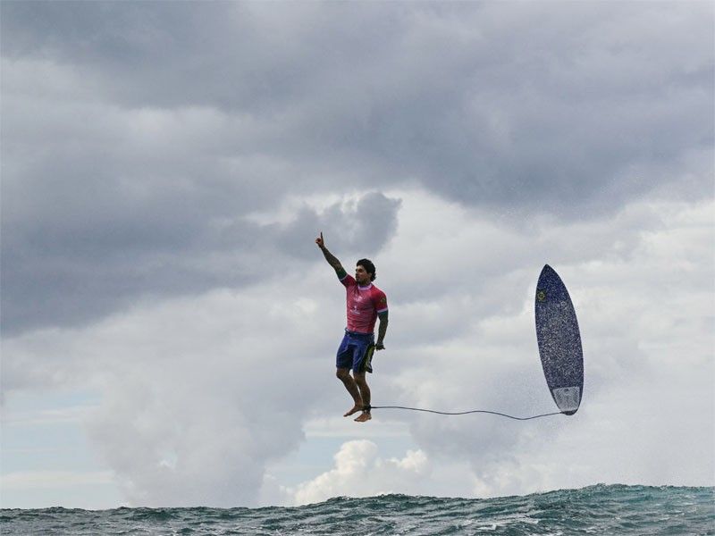 Number 1: How an AFP photographer grabbed the perfect surf shot